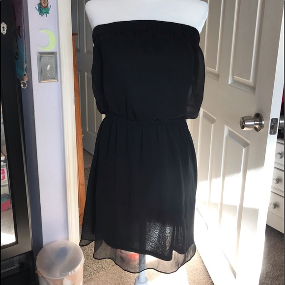 Express Dresses & Skirts - express strapless dress size small